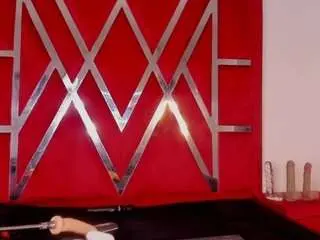 Ambarglowasm  live sex cam
