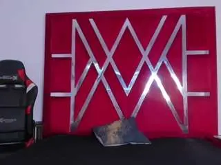 Ambarglowasm  live sex cam