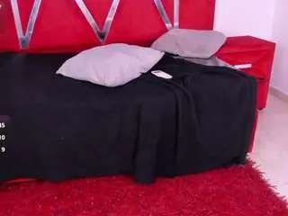 Ambarglowasm  live sex cam