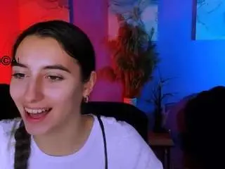 Mila-firee  live sex cam