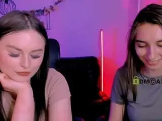 Mila-firee  live sex cam