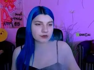 Mila-firee  live sex cam