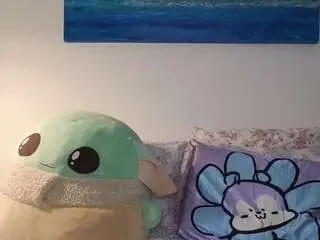 Pizzababe22  live sex cam