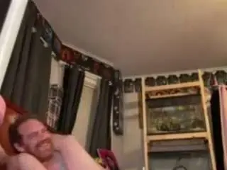 Saralaw22  live sex cam