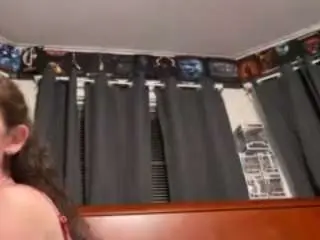 Saralaw22  live sex cam