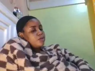 Sauccyspoilage  live sex cam