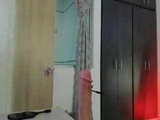 Venuss-jones  live sex cam