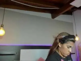 Victoria-rouse  live sex cam