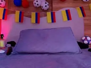 Aurora-mr  live sex cam