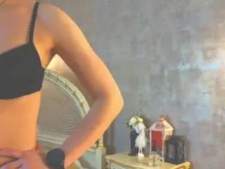 Avrilciesluk  live sex cam