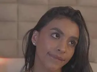 Emabrooks  live sex cam