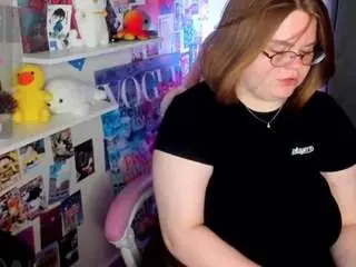 Maneela-kennedy  live sex cam