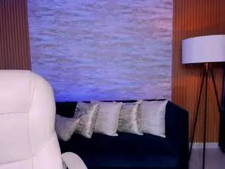 Thaliaa-parkerr  live sex cam