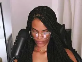 Tiaramace  live sex cam