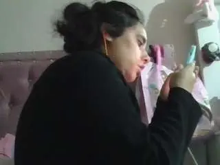 Annarose19  live sex cam