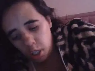 Annarose19  live sex cam