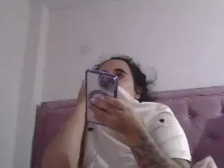 Annarose19  live sex cam