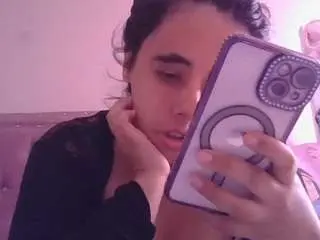 Annarose19  live sex cam