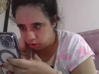 Annarose19  live sex cam