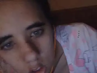 Annarose19  live sex cam