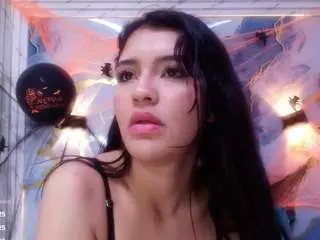 Crystal-love18  live sex cam