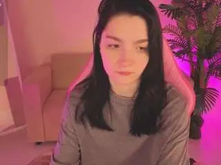 Lindasweetiest  live sex cam