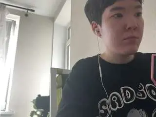 Pricillamccutchan  live sex cam