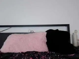 Queenlolaxxx  live sex cam