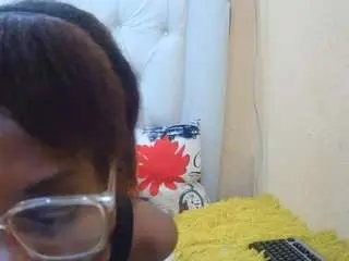 Londondarling  live sex cam