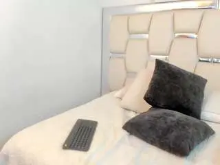 Ravendarkk  live sex cam