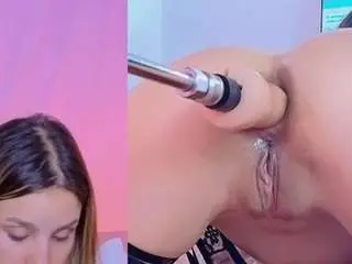 Vaiolet-rose  live sex cam