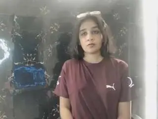 Indianleah22  live sex cam