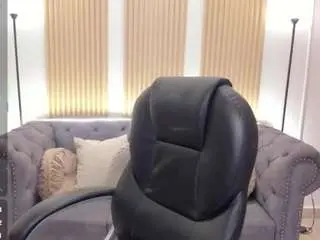 Karliie-kloss  live sex cam