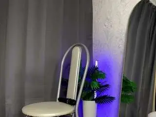 Linnieramonez  live sex cam