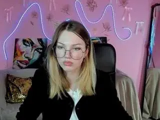 Secret-kitti  live sex cam