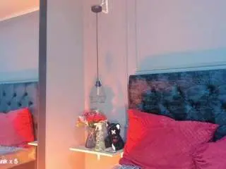 Star-doll  live sex cam