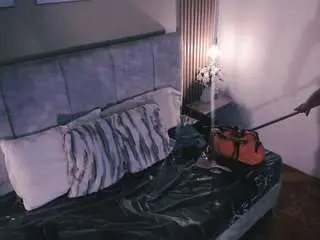 Star-doll  live sex cam