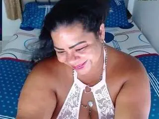 Isahotlatin  live sex cam