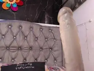 Lila-gummy  live sex cam