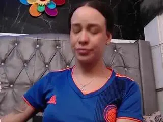 Lila-gummy  live sex cam