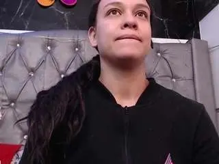 Lila-gummy  live sex cam