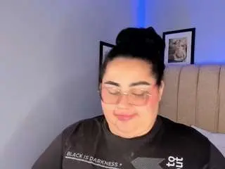 Micheellbbw-1  live sex cam