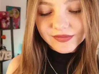 Sue-sanders  live sex cam