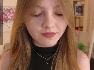 Sue-sanders  live sex cam