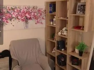 Sue-sanders  live sex cam