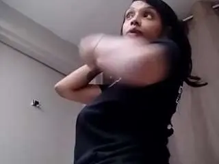 Thesmokahontas  live sex cam