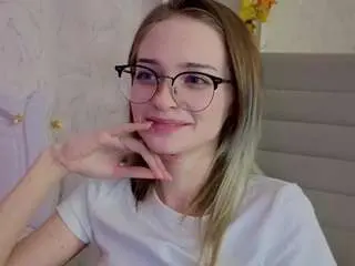 Vialeta-baby  live sex cam