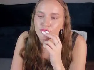 Alanna-warner  live sex cam