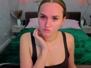 Alanna-warner  live sex cam