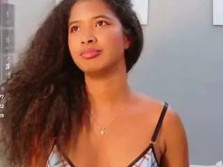 Blacksweetiee  live sex cam